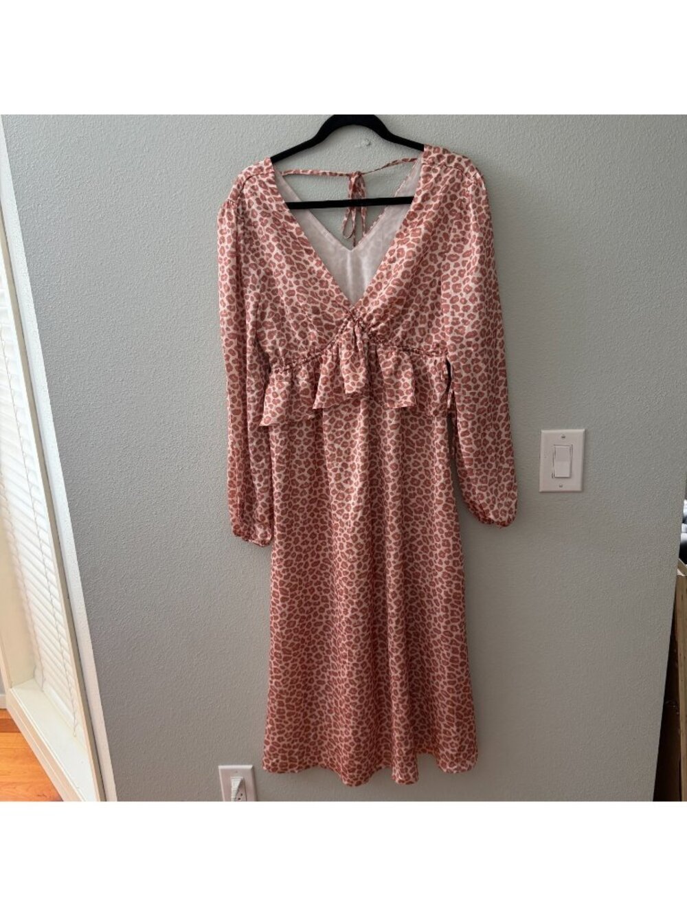 NWT One One Six Nordstrom Animal Print Satin Long Sleeve Midi Dress MEDIUM
